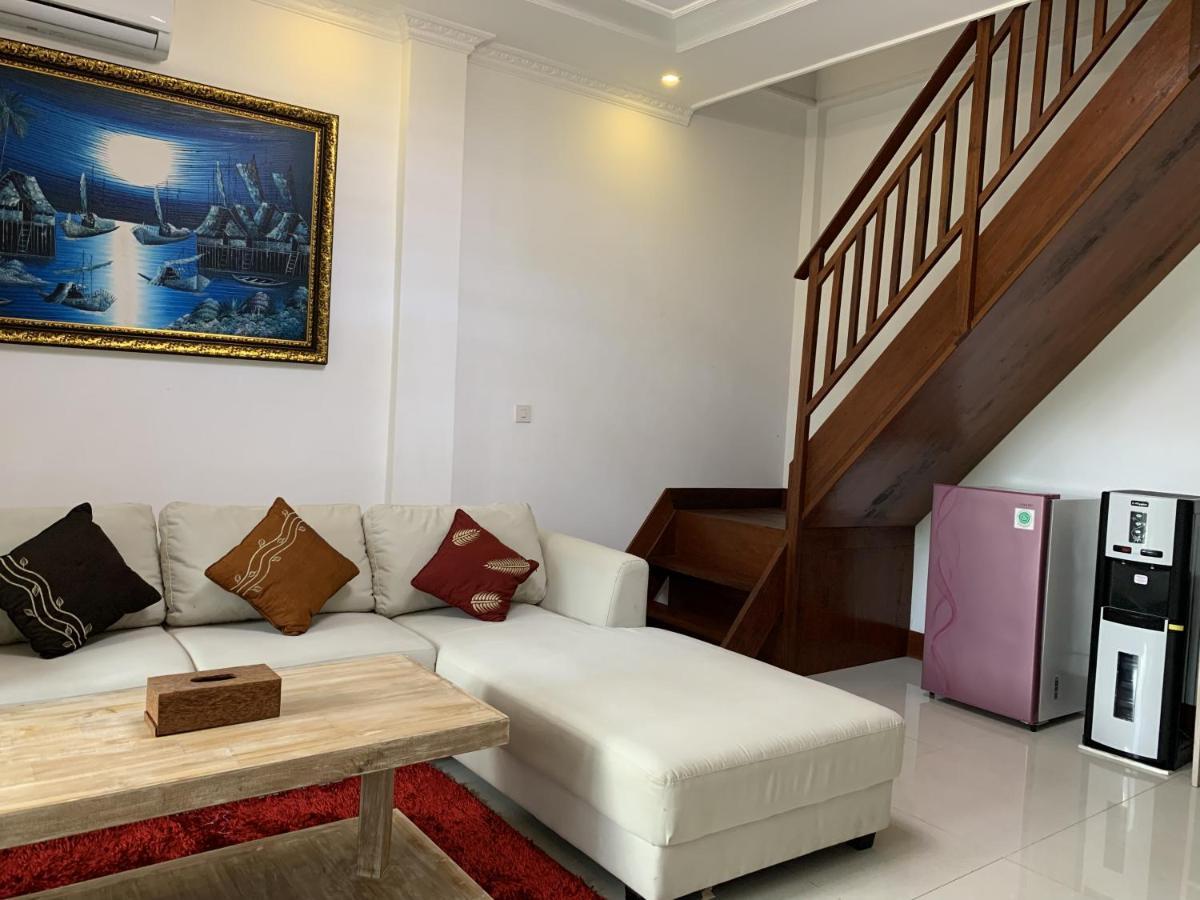 Aldi'S Bungalow Kuta  Exteriör bild
