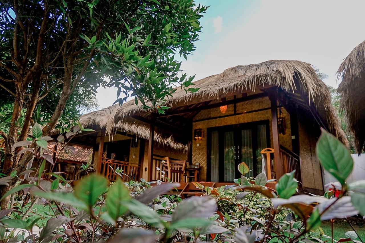 Aldi'S Bungalow Kuta  Exteriör bild